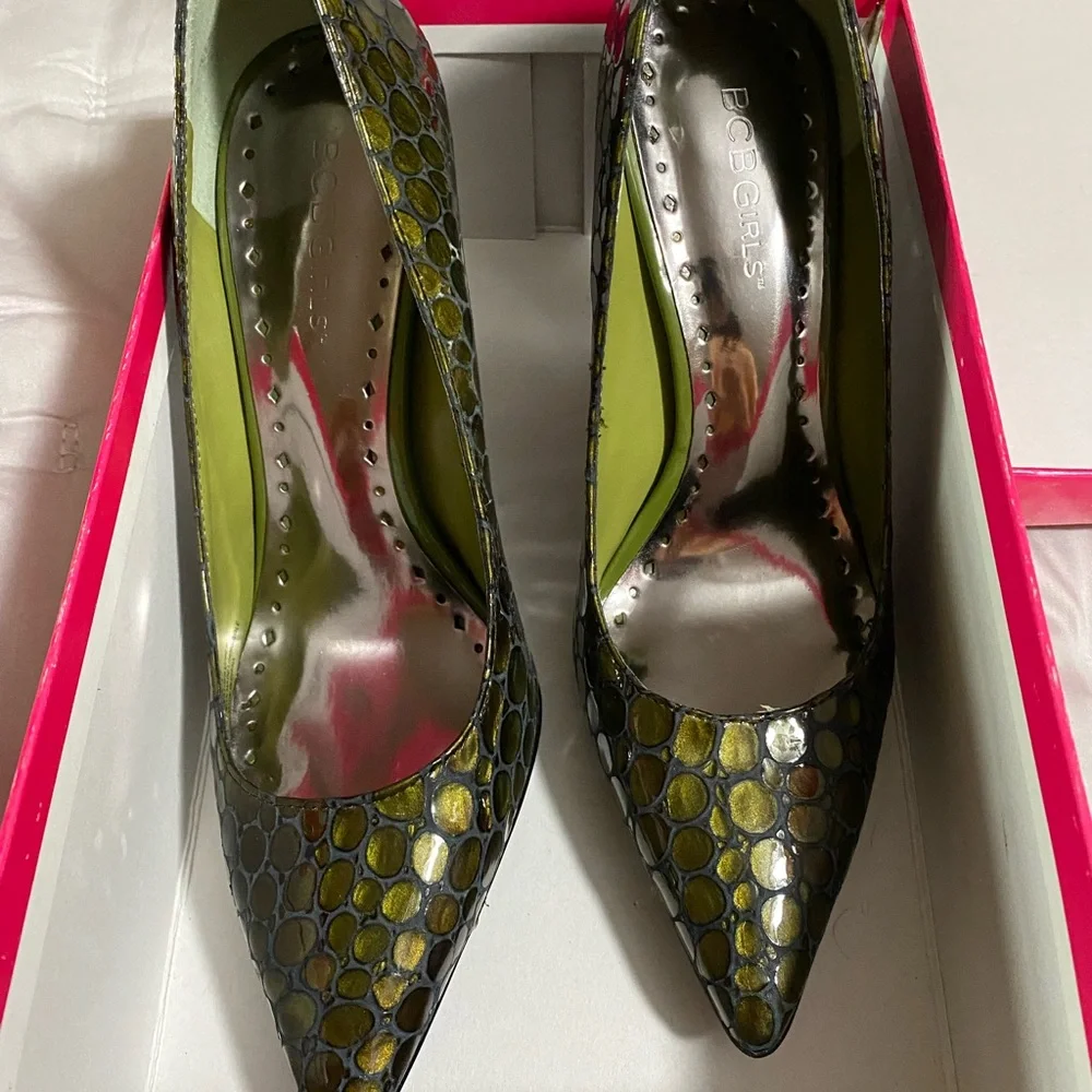 Bcbg green croc print worn once - Picture 3 of 11